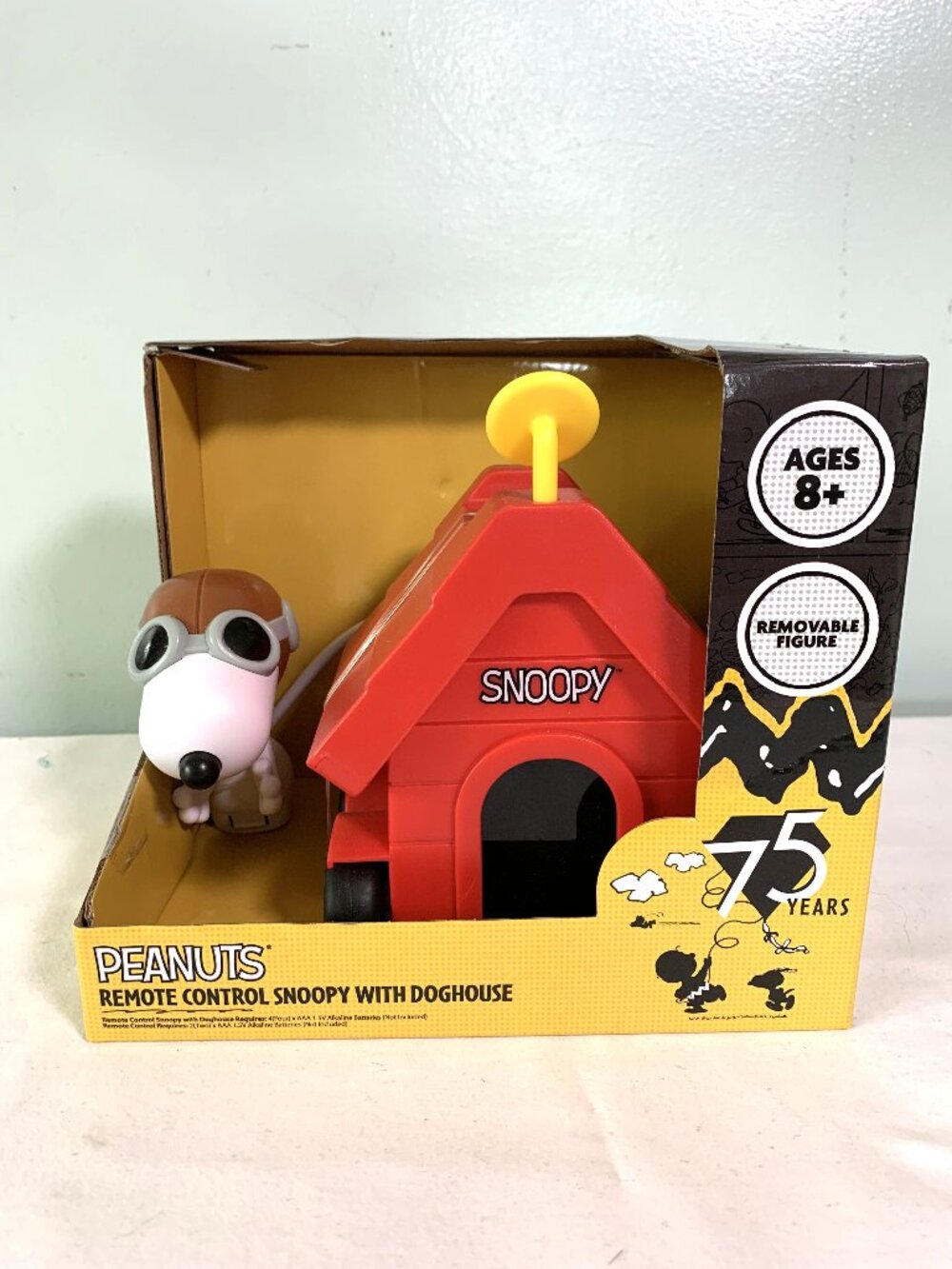 Peanuts Remote Control Snoopy with Doghouse Toy